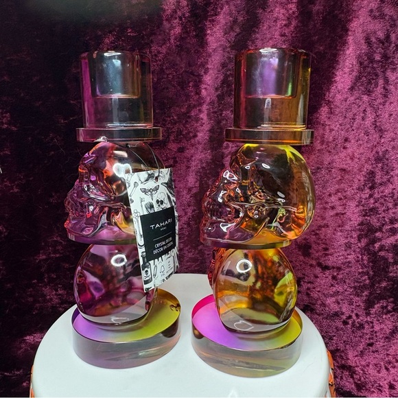 Tahari Halloween Amber Oil Slick Glass Skull Candle Stick Holders/Book End - Picture 4 of 12